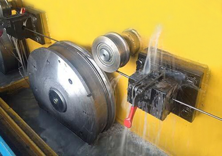 不锈钢拉拔处理工艺.jpg 不锈钢拉拔处理工艺.jpg