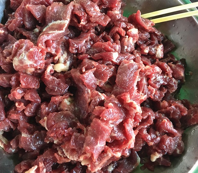 新鲜黄牛肉.jpg 新鲜黄牛肉.jpg