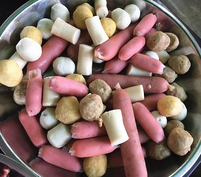 鱼丸与香肠.jpg 鱼丸与香肠.jpg