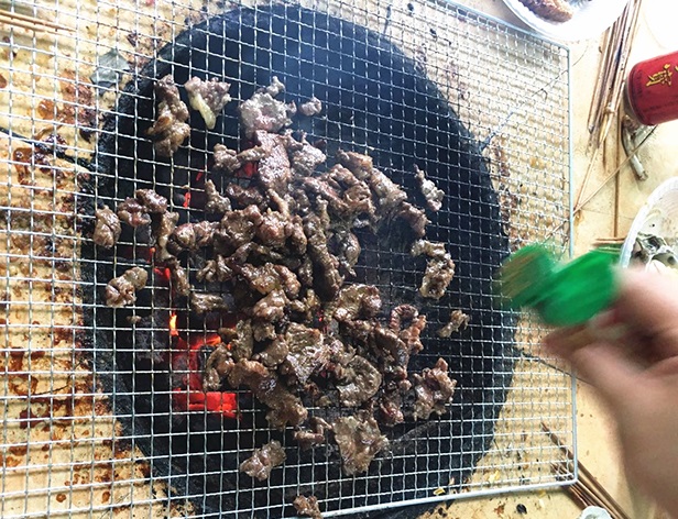铁网牛肉.jpg 铁网牛肉.jpg