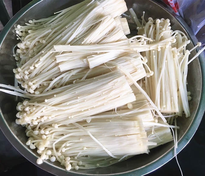 金针菇.jpg 金针菇.jpg