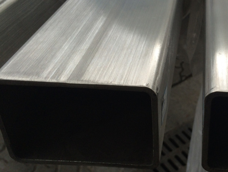 怎么清理厚壁不锈钢管的油污.jpg 怎么清理厚壁不锈钢管的油污.jpg