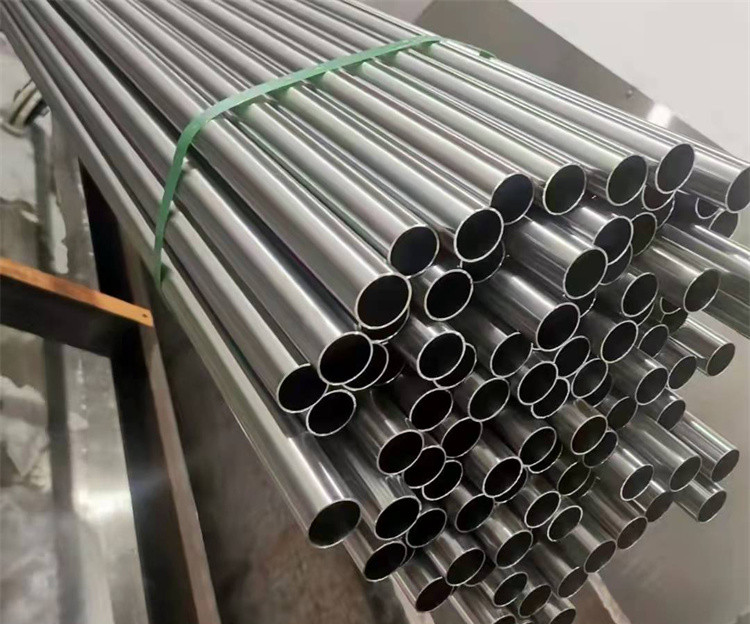 怎么清理厚壁不锈钢管的油污.jpg 怎么清理厚壁不锈钢管的油污.jpg